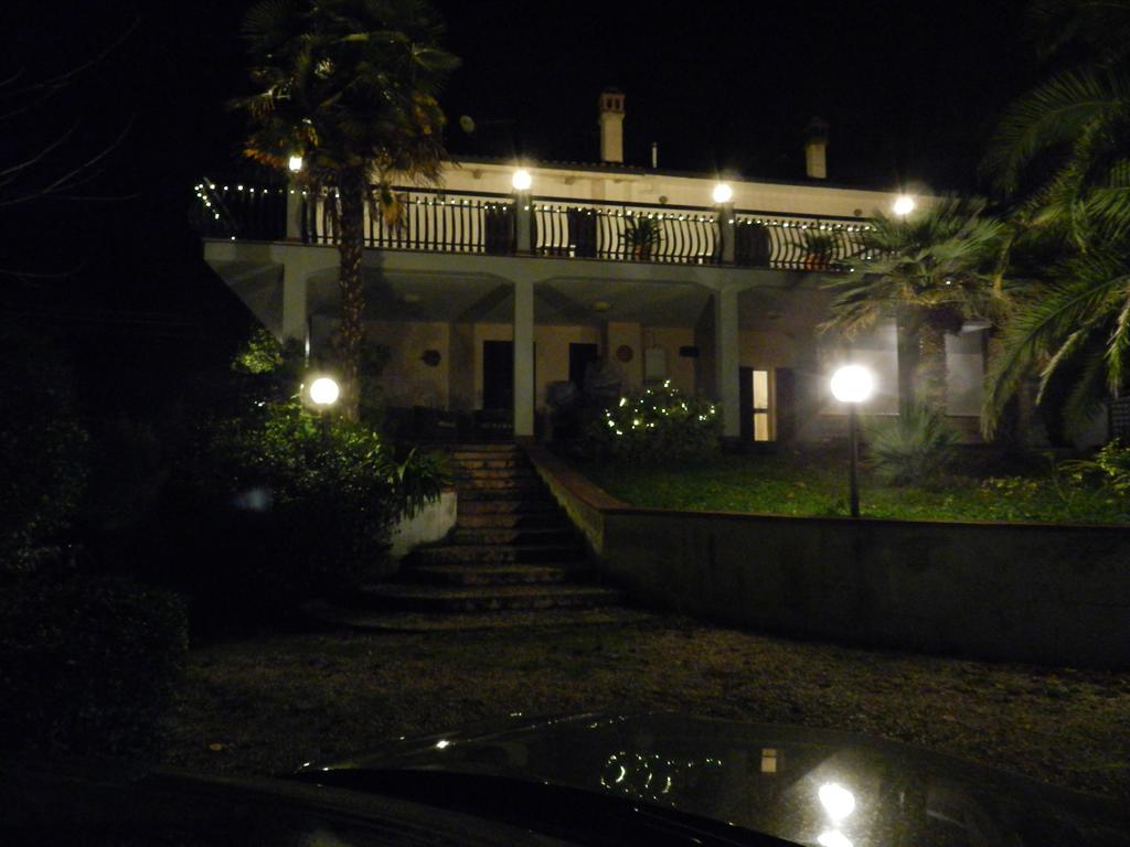 B&B Villa Maria Терни Екстериор снимка
