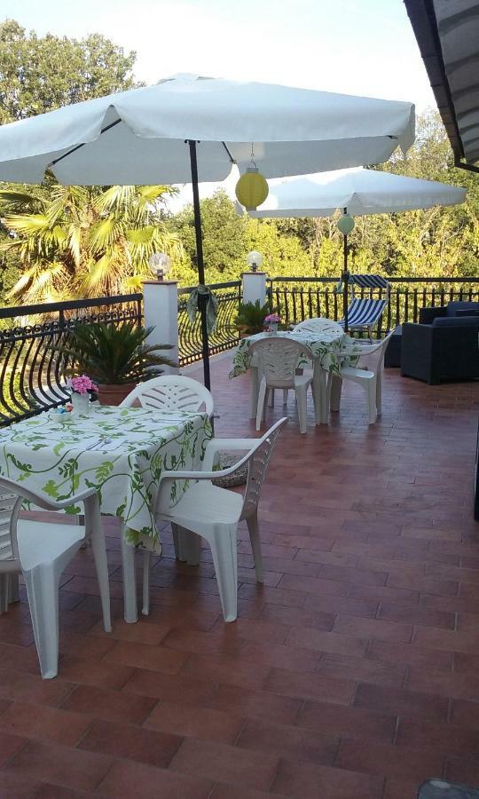 B&B Villa Maria Терни Екстериор снимка